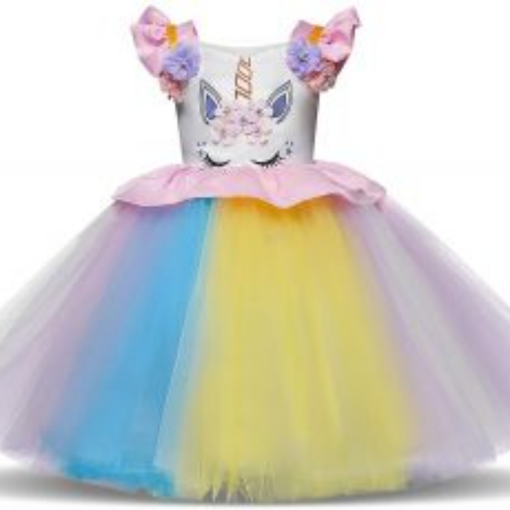 Unicorn costume size 2toddler